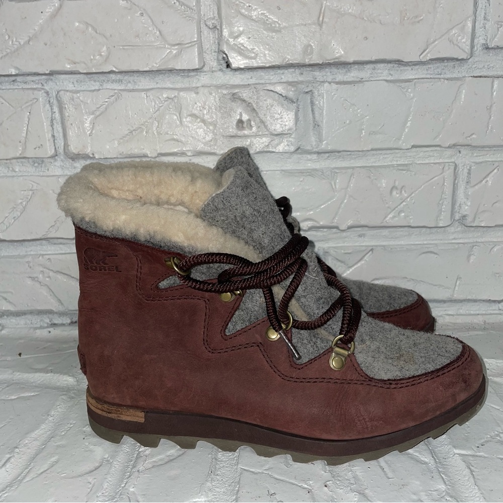 SOREL BOOTS SZ:7.5 - Picture 3 of 10